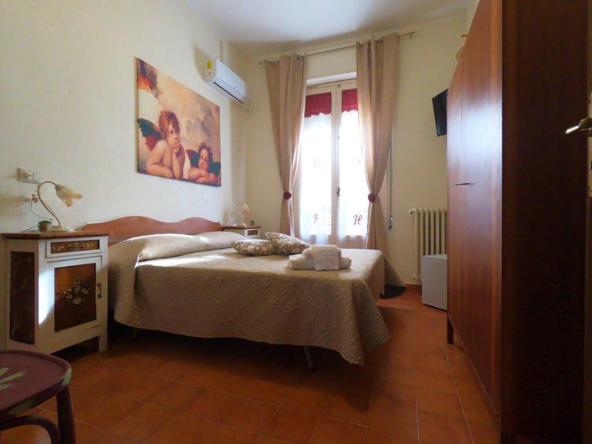 Le Stanze Di Ricci - Affittacamere Low Cost Lesina Exterior photo
