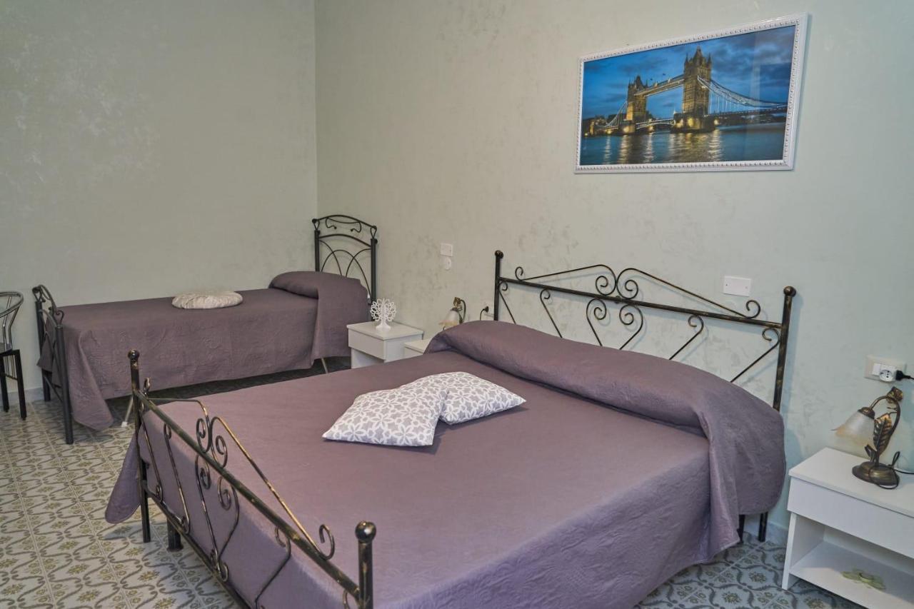 Le Stanze Di Ricci - Affittacamere Low Cost Lesina Exterior photo