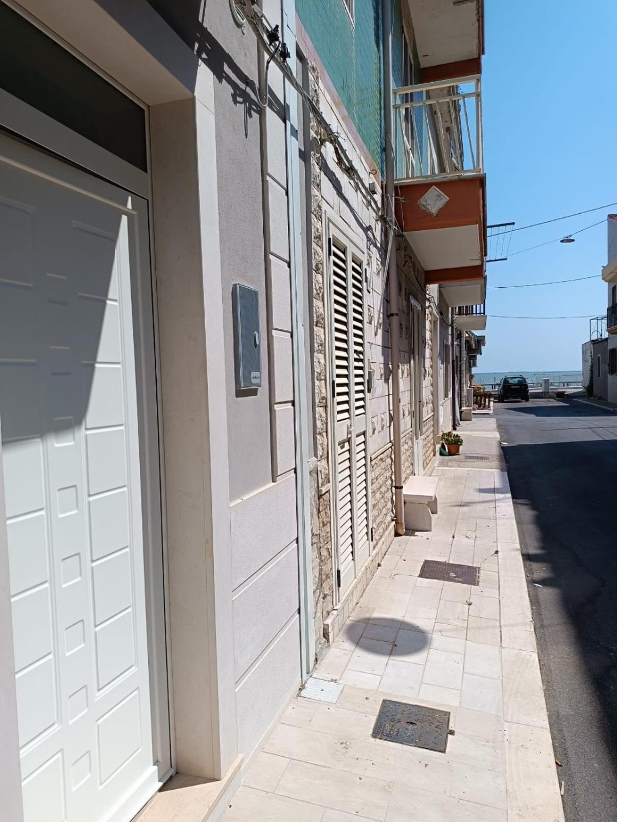 Le Stanze Di Ricci - Affittacamere Low Cost Lesina Exterior photo